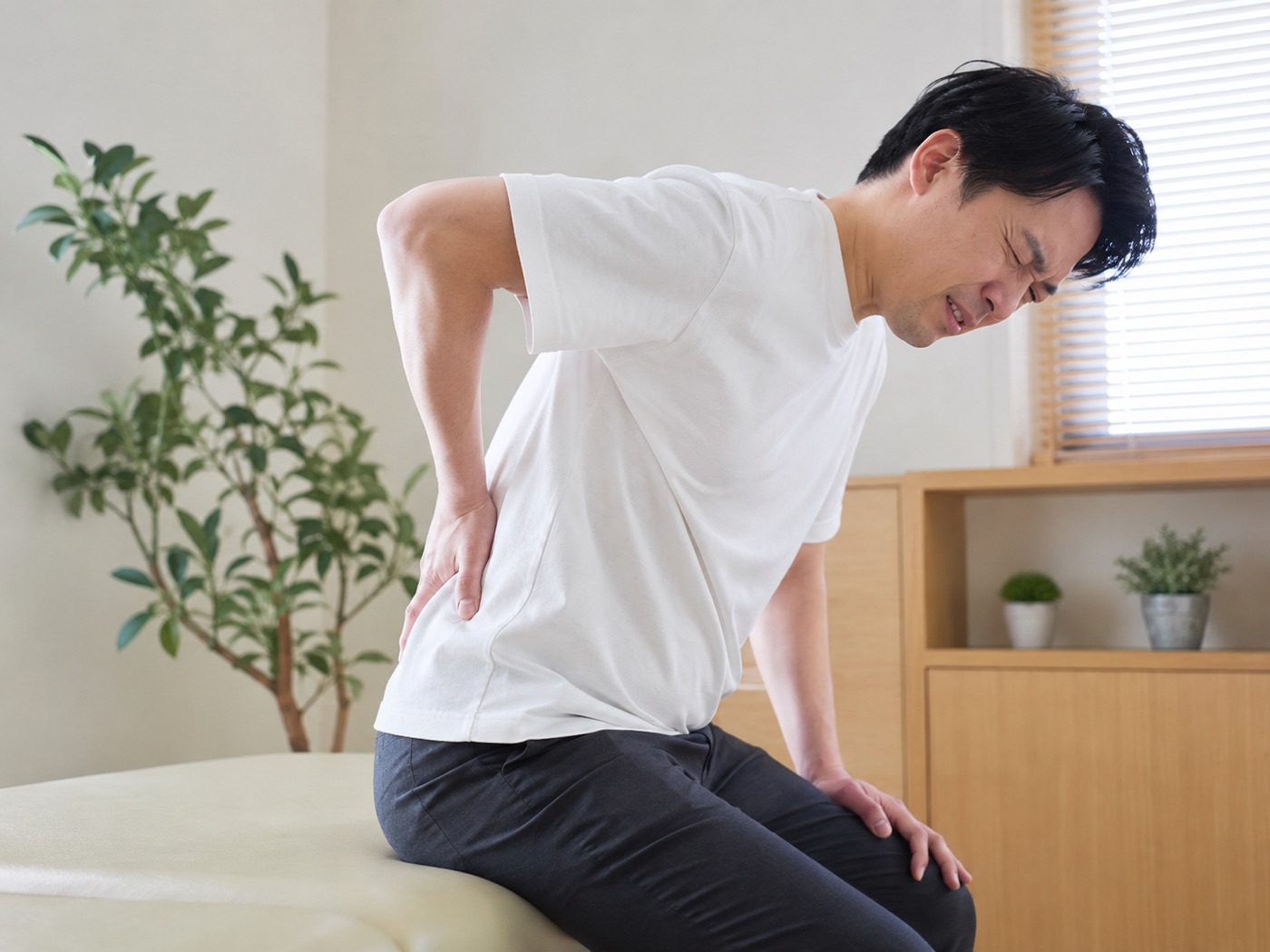 腰の痛み・ぎっくり腰